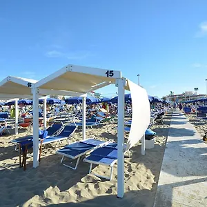 - Enjoy Your Summer - Con Parco Acquatico Incluso Hotel